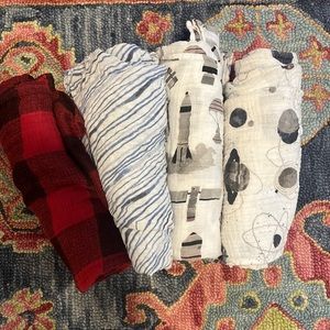 Set of 4 Little Unicorn Swaddle Blankets